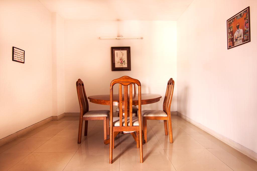 Hotel Rajawas Dibrugarh Esterno foto